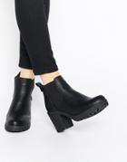 Truffle Collection Tori Platform Heeled Chelsea Boots - Black Pu