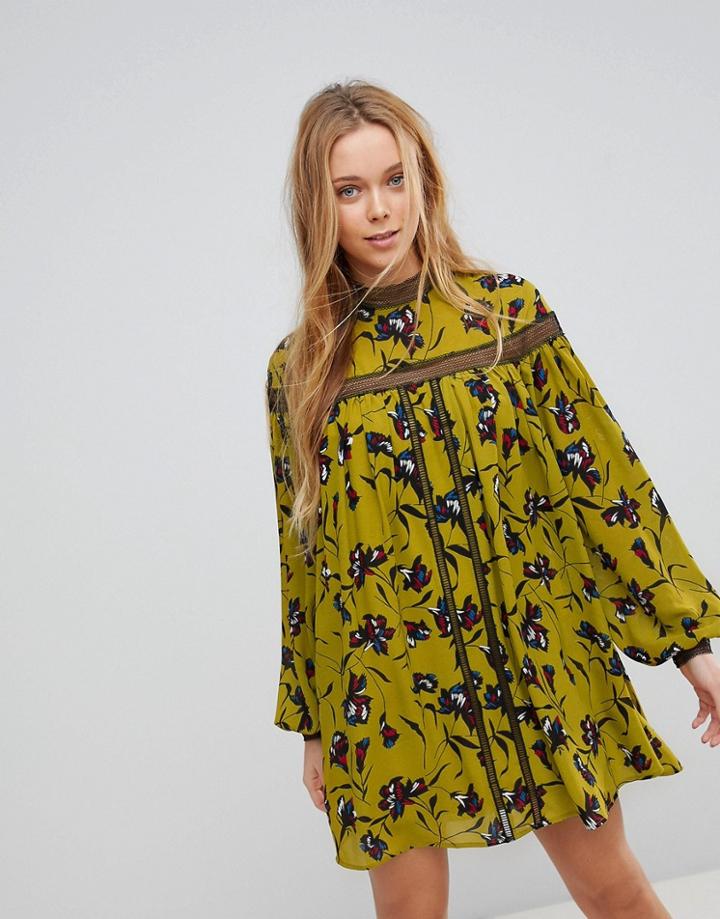 Liquorish Floral Print Shift Dress With Lace Detail - Yellow