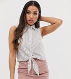 Brave Soul Petite Karen Sleeveless Shirt With Tie Front In Mini Heart Print - White