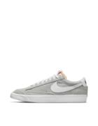 Nike Blazer Low '77 Vntg Suede Sneakers In Light Smoke Gray-grey