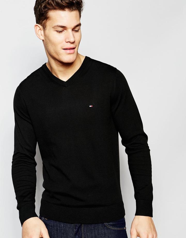 Tommy Hilfiger V Neck Sweater In Black - Black