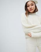 Asos Design Crop Jumper With Wide Sleeve - Cream