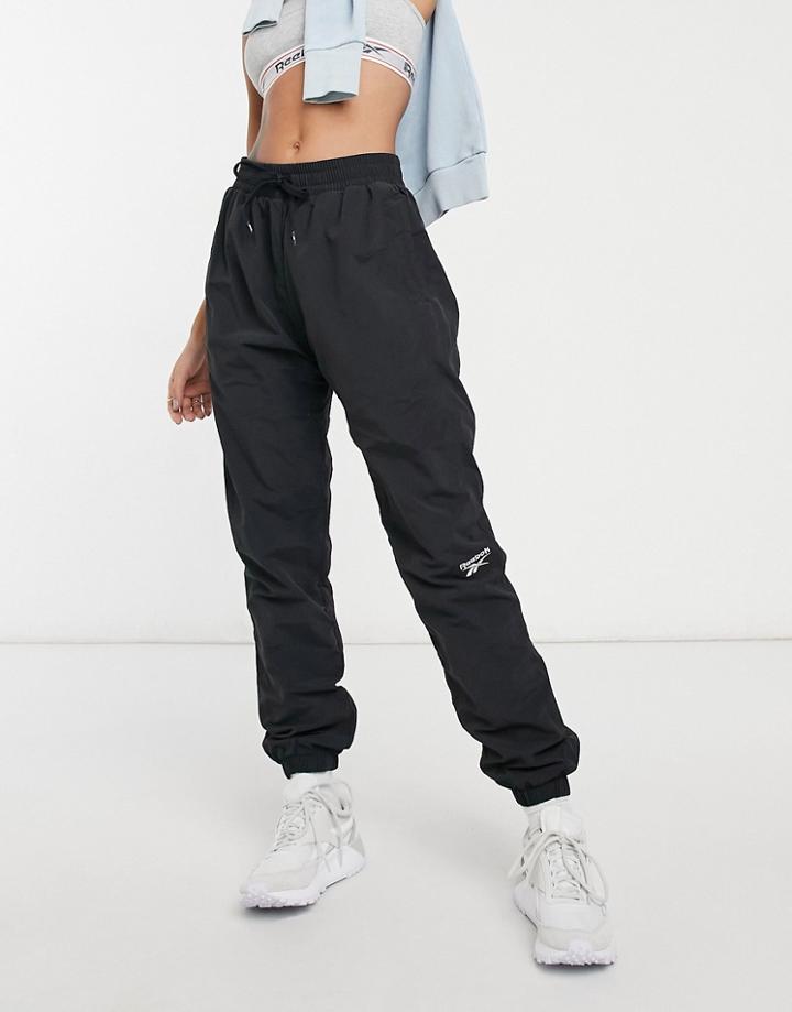 Reebok Classics Vector Cuffed Sweatpants In Black