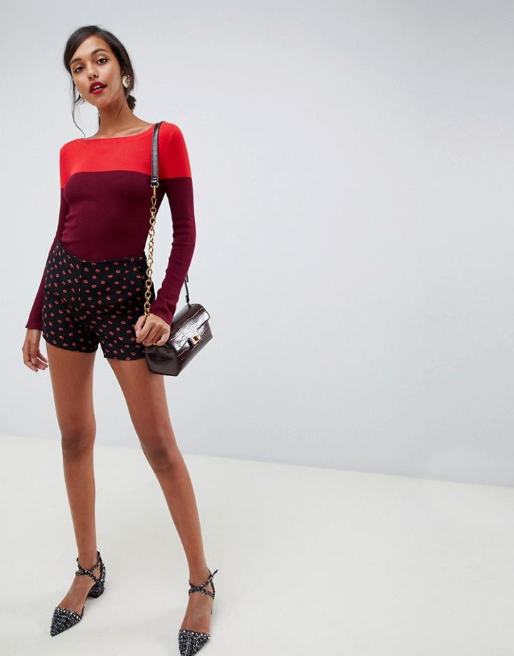 Oasis Tailored Shorts In Lips Print - Black
