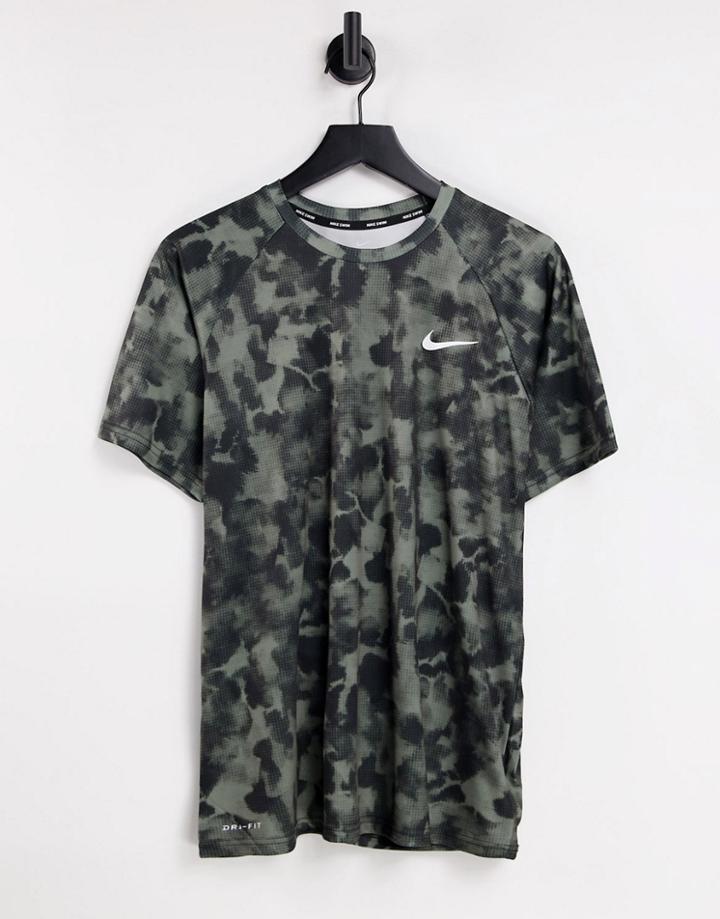 Nike Swimming Hydroguard Short Sleeve T-shirt In Black Print