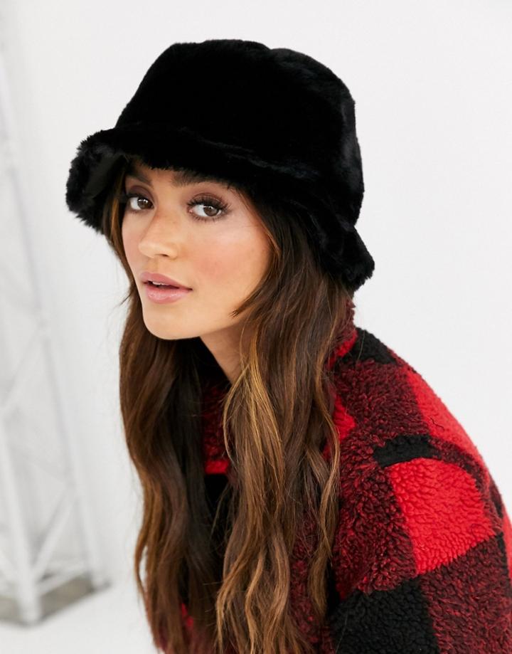 Pieces Faux Fur Bucket Hat-black