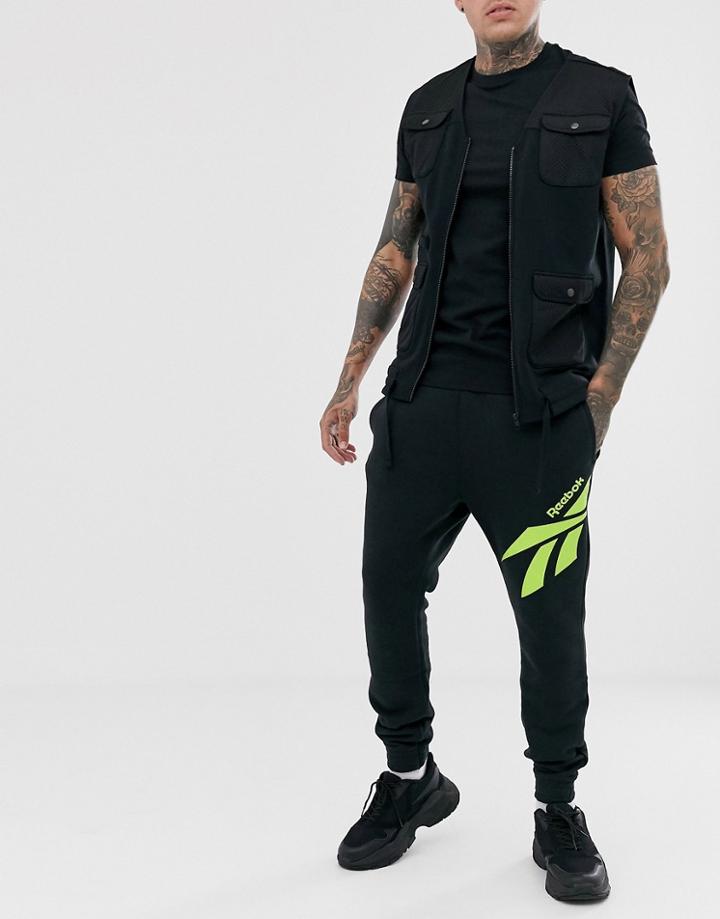 Reebok Sweatpants In Black With Vector Print