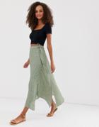 New Look Ditsy Floral Midi Skirt In Green Pattern - Green