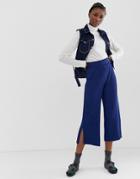 Asos Design Wide Leg Culotte In Textured Rib With Tortoiseshell Buckle - Navy