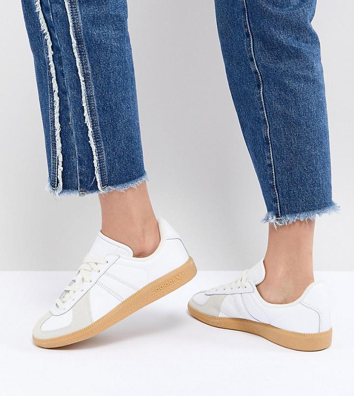 Adidas Originals Bw Army Sneakers In White With Gum Sole - White