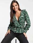 New Look Wrap Blouse In Green Daisy Floral