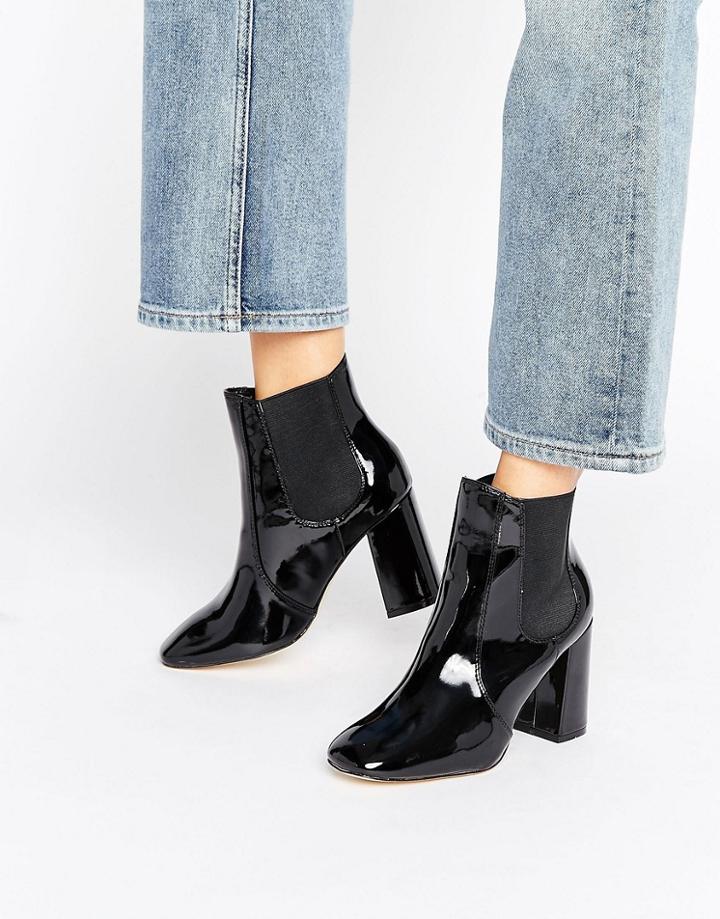 New Look Chelsea High Patent Boots - Black