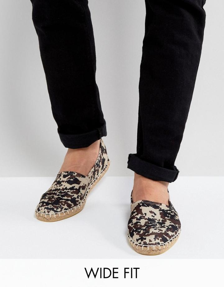 Asos Wide Fit Espadrilles In Stone Camo - Stone