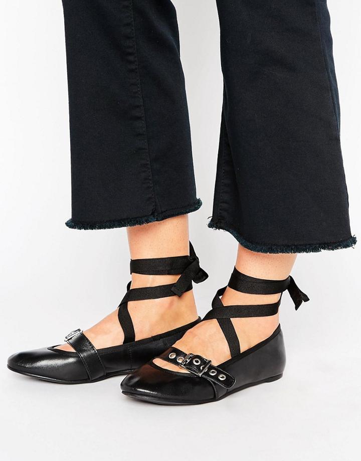 Park Lane Leather Strap Ballerina - Black