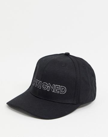 Consigned Cap In Black