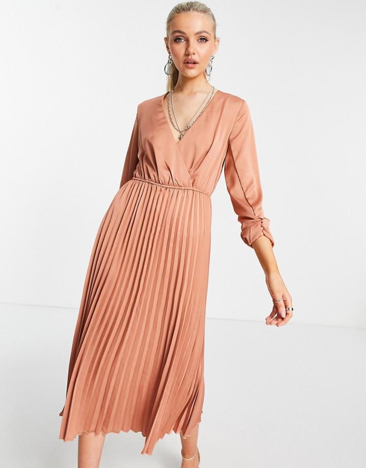 Liquorish Midi Pleated Dress In Earthy Pink