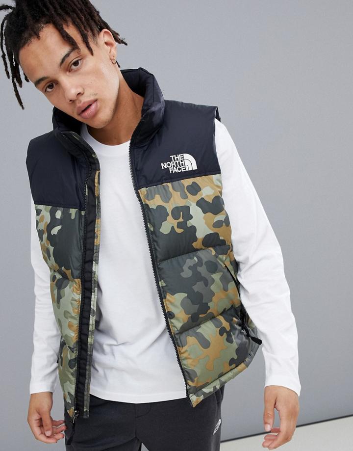The North Face 1996 Retro Nuptse Tank In Macrofleck Print - Green
