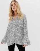 Club L Animal Printed Shirt With Ruffle Sleeve Detail - Cream