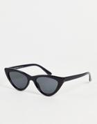 Aj Morgan Naughty Extreme Cat Eye Sunglasses-black