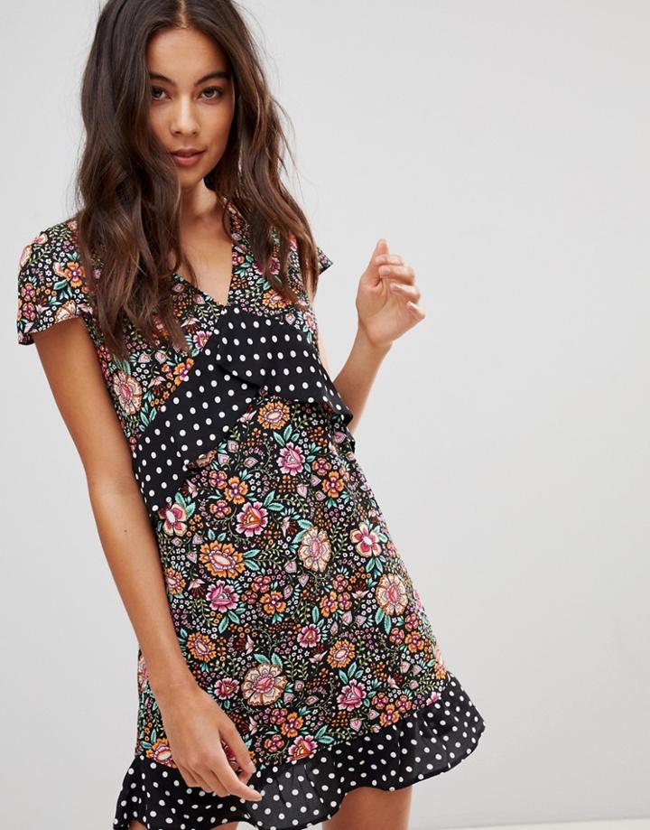 Oh My Love Mini Plunge Dress With Frill Detail - Black