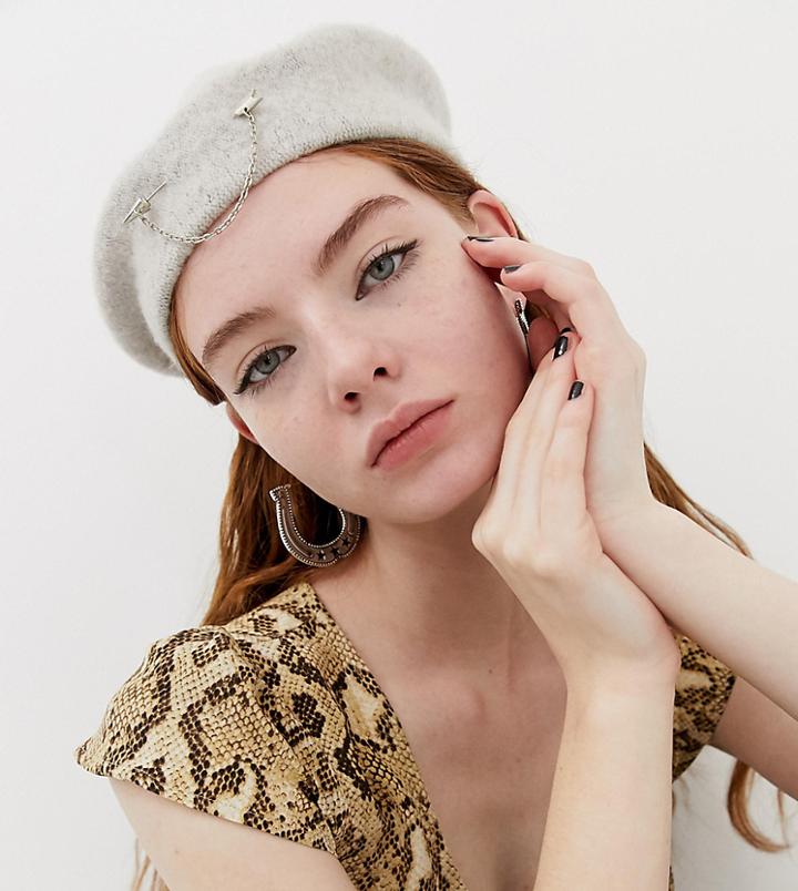 Sacred Hawk Love Arrow Beret - Gray