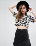First & I Daisy Cropped T-shirt - Blue