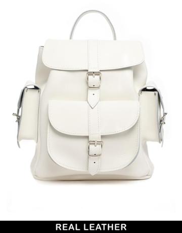 Grafea Hari Backpack In White