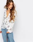 Honey Punch Boho Festival Blouse With Tie Front And Flared Sleeves In Floral Print - Cream