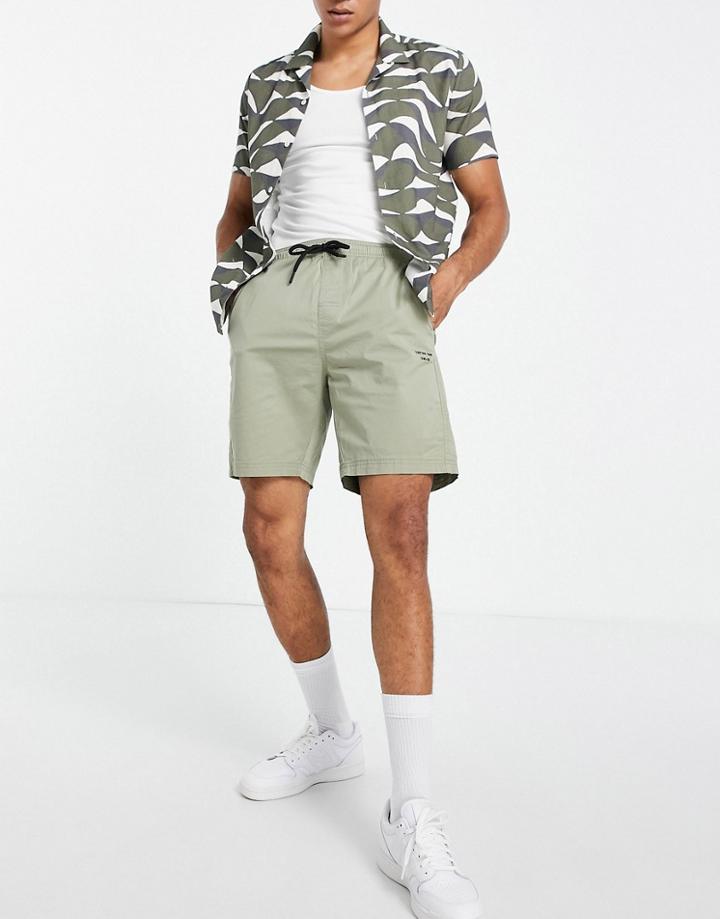 Bershka Shorts In Khaki-green