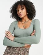 Stradivarius Seamless Cropped Scoop Neck Top In Olive-green