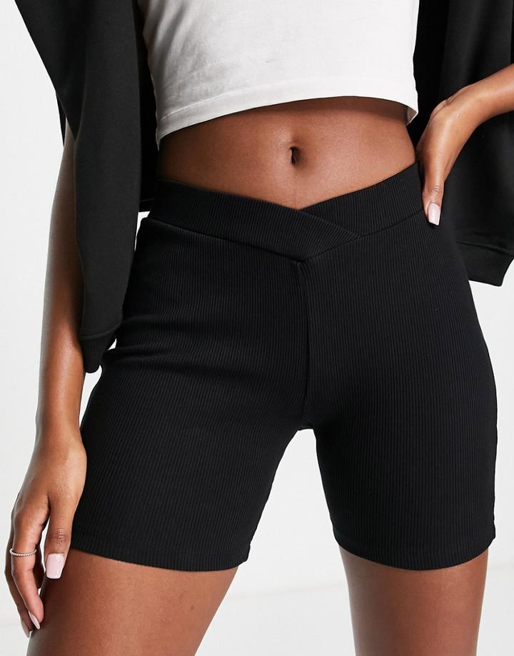 Topshop Legging Short With V Cross Over Waist Band Detail In Black