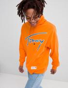 Tommy Jeans Signature Capsule Logo Front Hoodie Relaxed Fit In Orange - Orange
