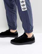 Adidas Originals Court Vantage Sneakers In Black Bz0434 - Black