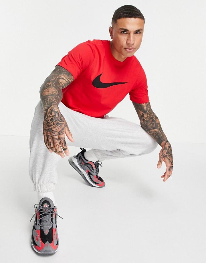 Nike Icon Swoosh T-shirt In Red