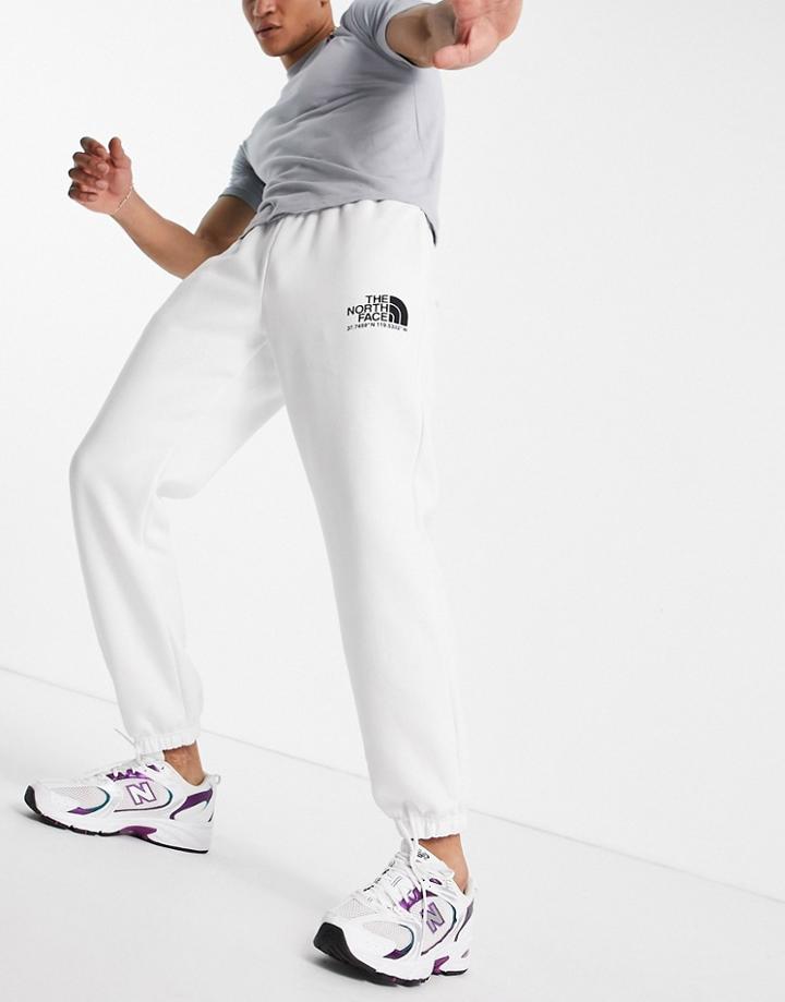 The North Face Coordinates Sweatpants In White
