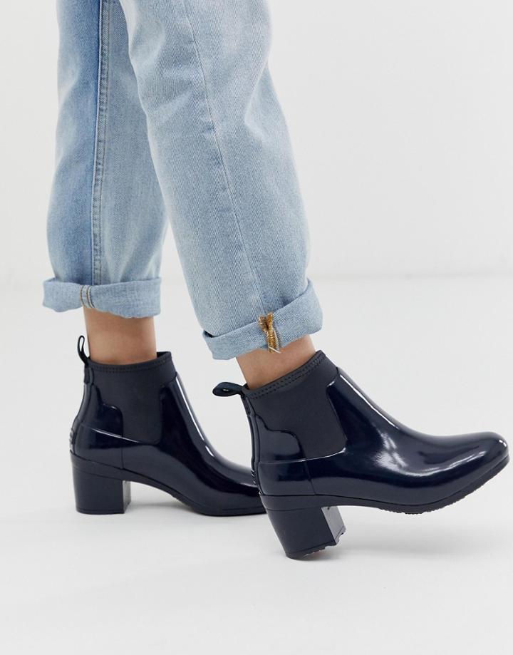 Hunter Kitten Heel Glossy Chelsea Welly Boot In Navy