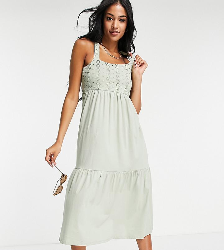 Only Tall Maxi Dress With Lace Detail In Green