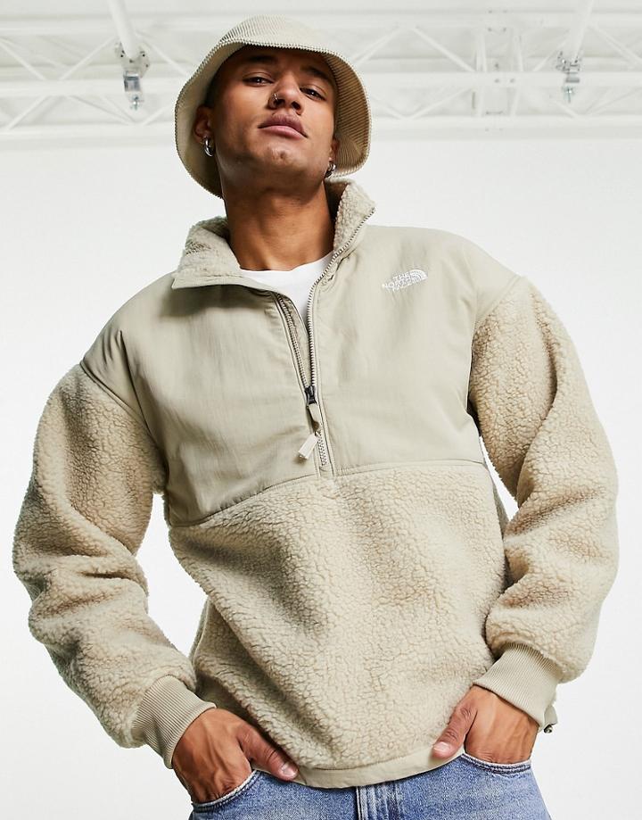 The North Face Platte Sherpa Quarter Zip Fleece In Beige-brown