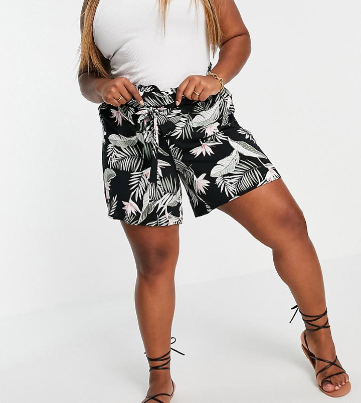 Vero Moda Curve Shorts In Black Tropical Print-multi