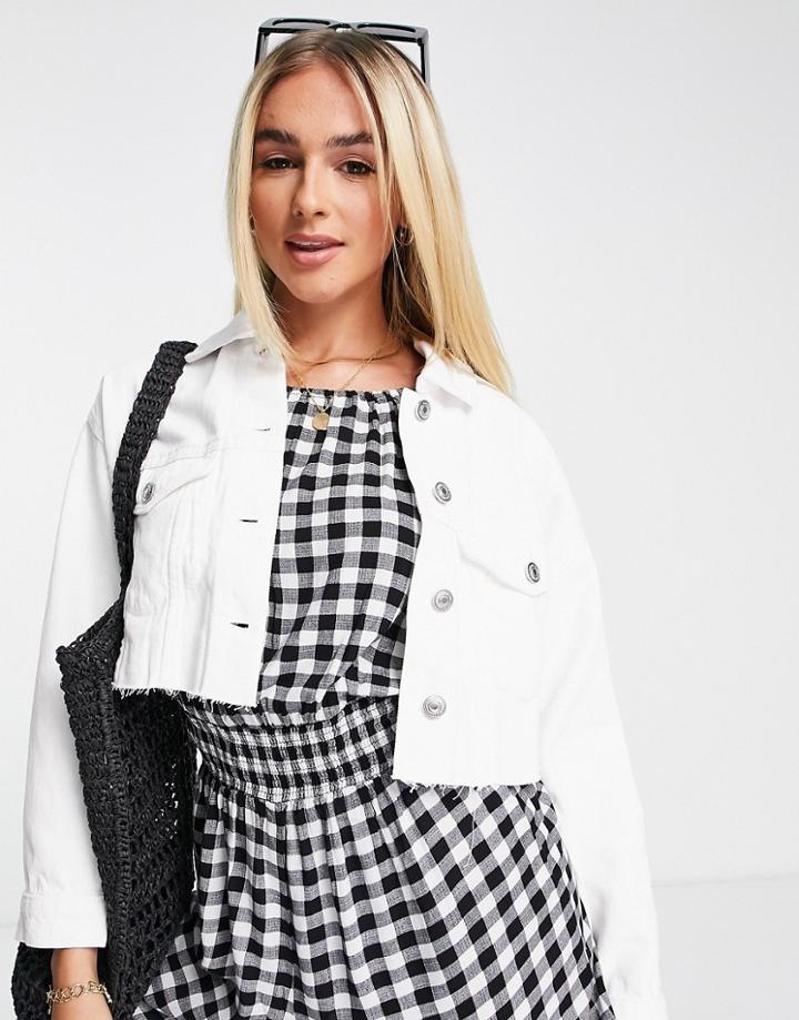 Stradivarius Cropped Denim Jacket With Raw Hem In White