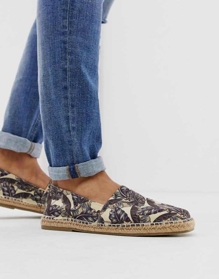 Asos Design Espadrilles In Stone Leaf Print - Stone