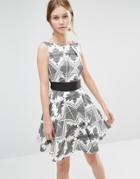 Closet Flared Dress In Contrast Monochrome Print - Black