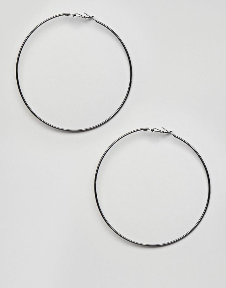 Missguided Large Fine Hoop Gunmetal Earring - Gray