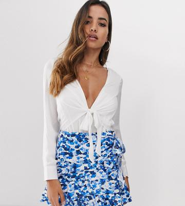 Parallel Lines Tie Front Body - White