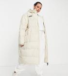 Ellesse Plus Longline Puffer Jacket In Ecru-neutral