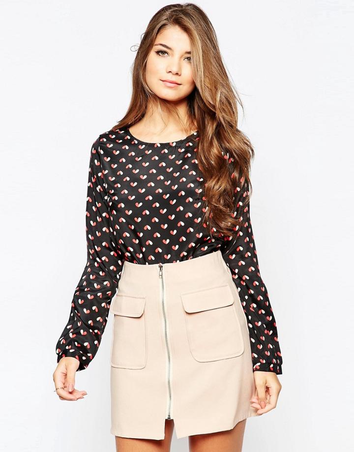 Poppy Lux Sherella Top In Heart Print