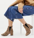 New Look Wide Fit Chelsea Block Heel Boot In Leopard-stone