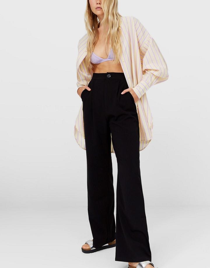 Stradivarius Wide Leg Relaxed Dad Pants In Black