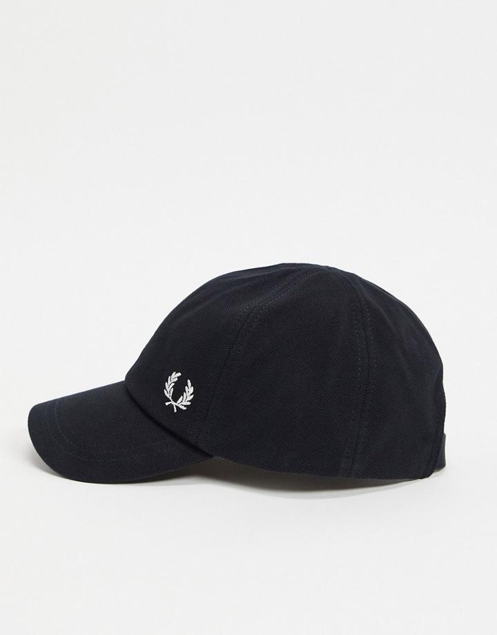 Fred Perry Pique Cotton Cap In Black