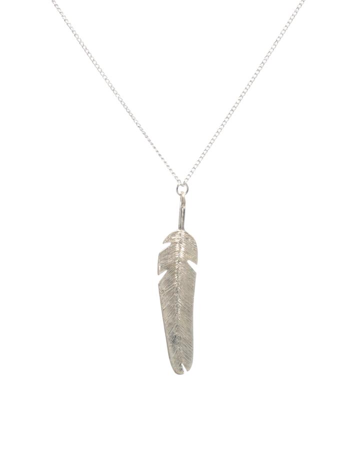 Just Acces Feather Necklace